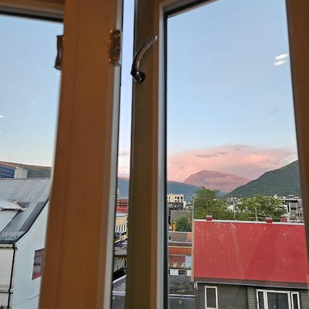 Modern Apartment In City Center Tromso Bagian luar foto
